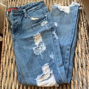 Distressed boyfriend jeans